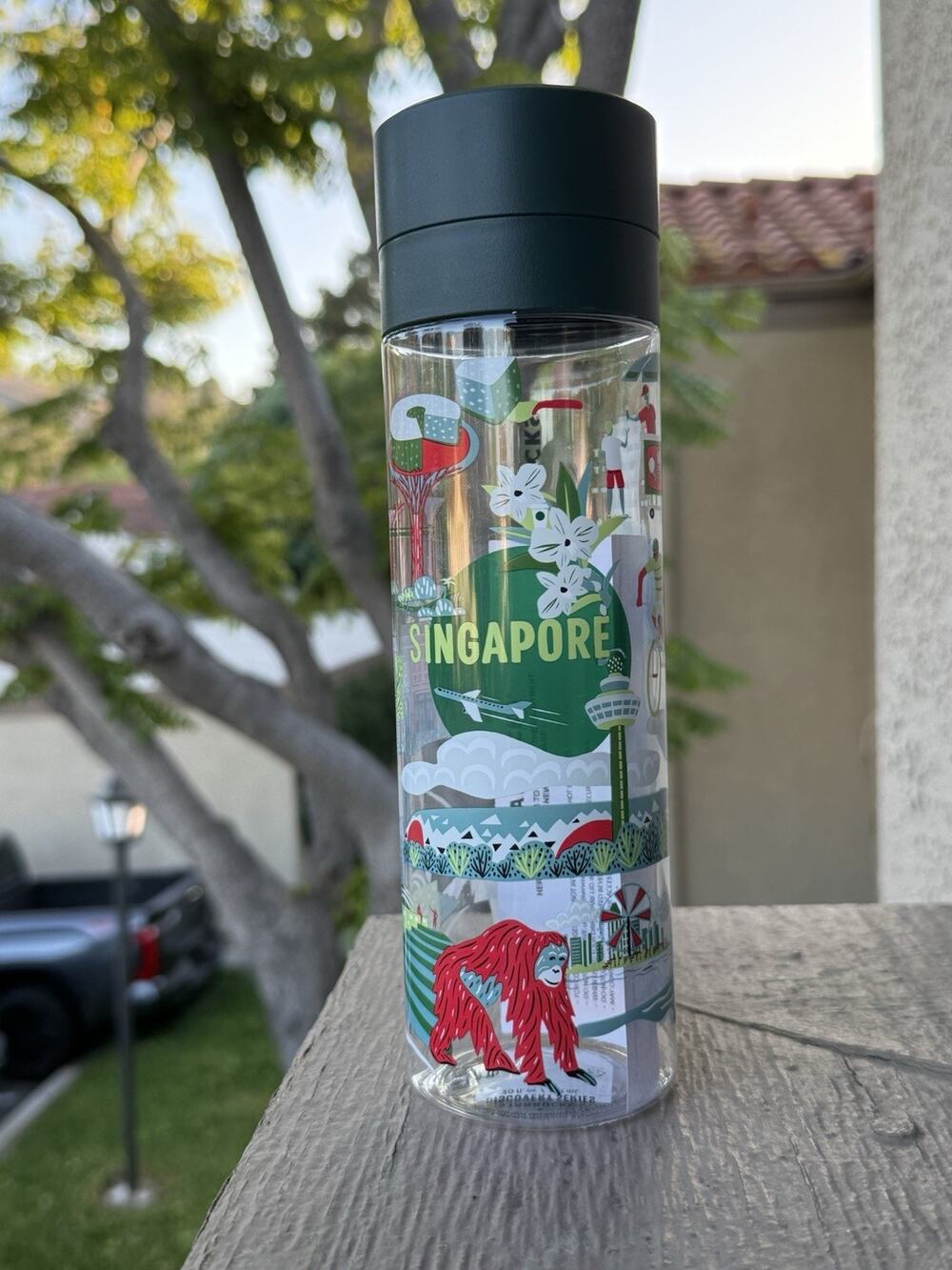 Starbucks Singapore Global Discovery Series - Water Bottle 20oz 🇸🇬 🌟